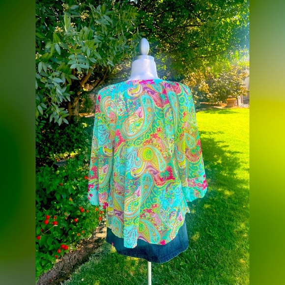 Fig and Flower Multicolor Paisley Blouse - Picture 4 of 8